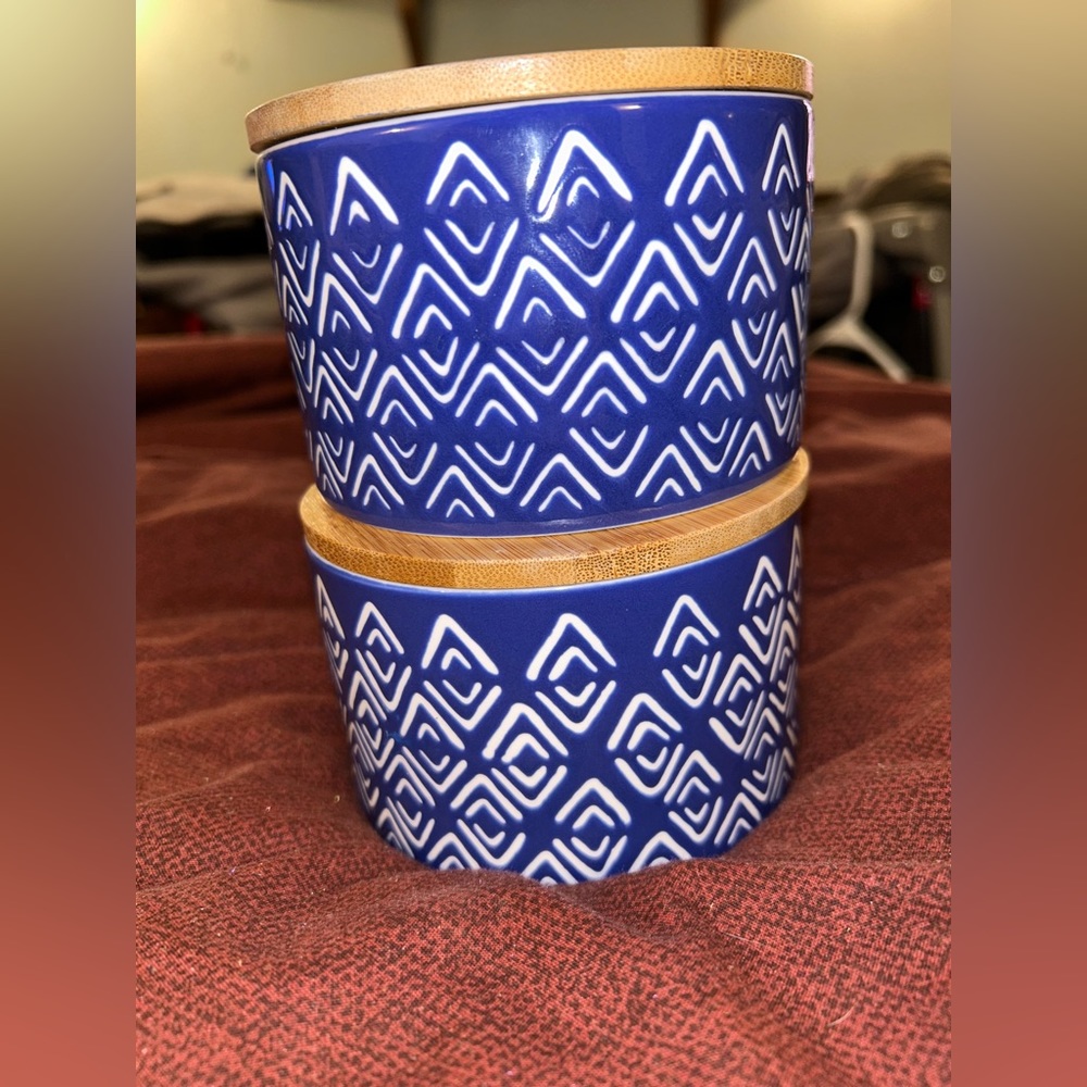 2 Geo canisters